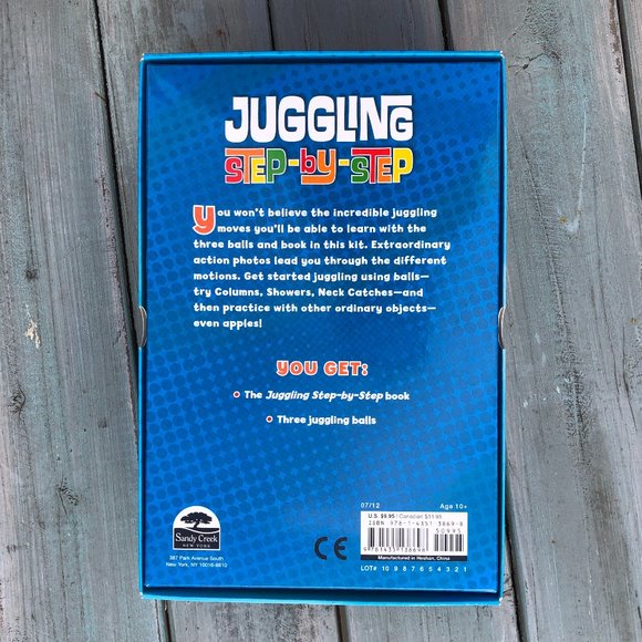 Juggling Step-By-Step Kit: Book by Bobby Besmehn & Three Juggling Balls - Picture 3 of 5